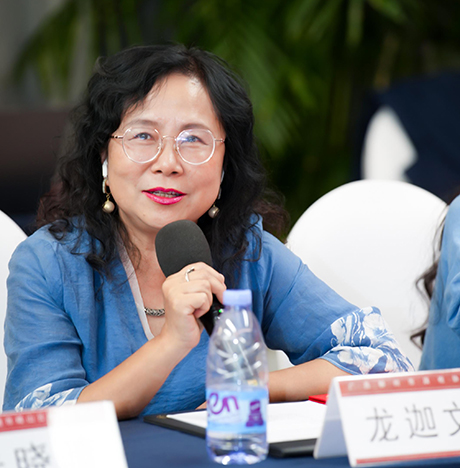 广西柳州市旗袍协会 龙迦文(1).jpg